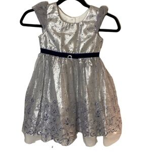 Jona Michelle navy, Silver and White Sleeveless Dress. Size 5. Adorable.